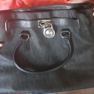 Large tote purse